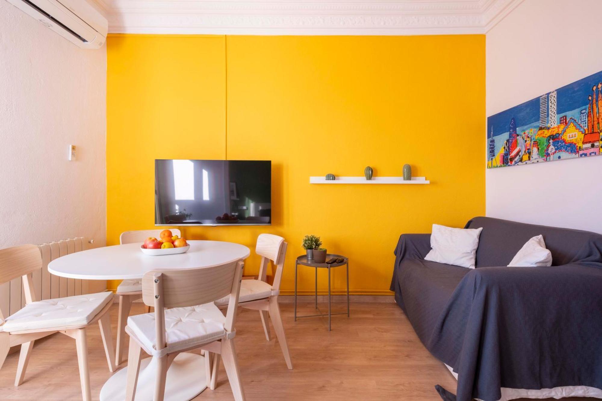 Sunny Apt Barcelona 22@ Luaran gambar